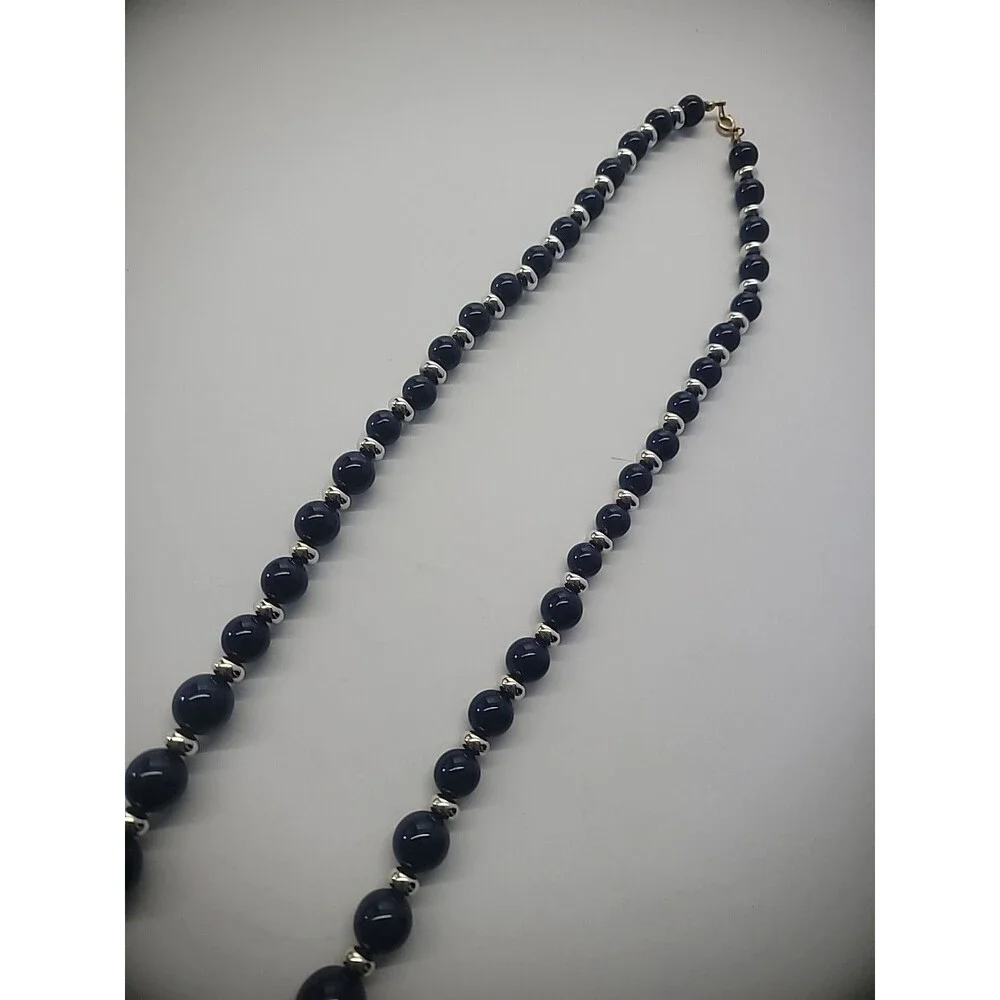 Vintage Necklace Beaded Blue Silver Tone Accent Graduated Jewelry Costume - Picture 9 of 10